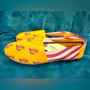 NWT Large (9/10) FOCO (Officially Licensed NBA Product) LA Lakers Shoe.